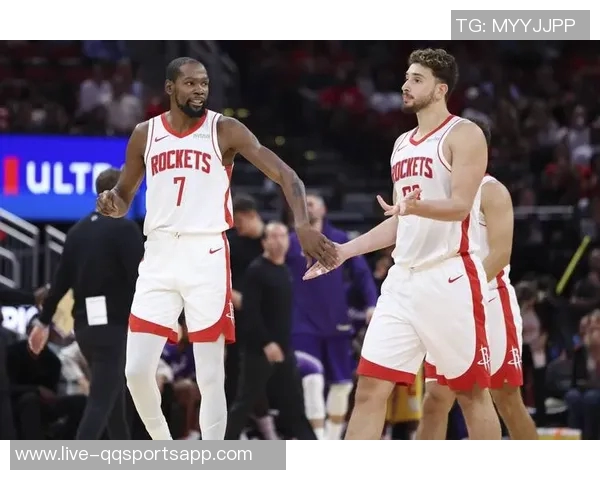 NBA赛事回顾火箭轻松战胜篮网热火遭活塞逆转快船大胜爵士展现实力