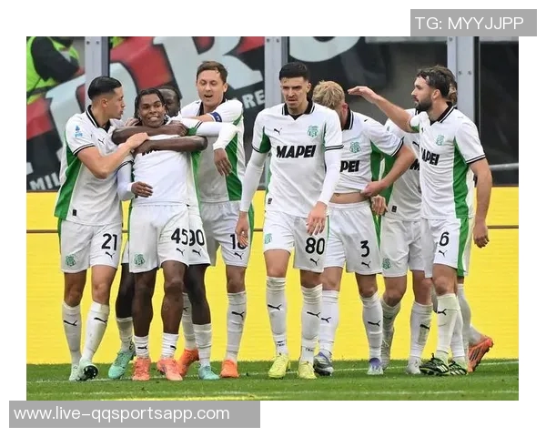 隆戈分析莫德里奇首发对阵萨索洛奇克与比里奇争夺先发位置