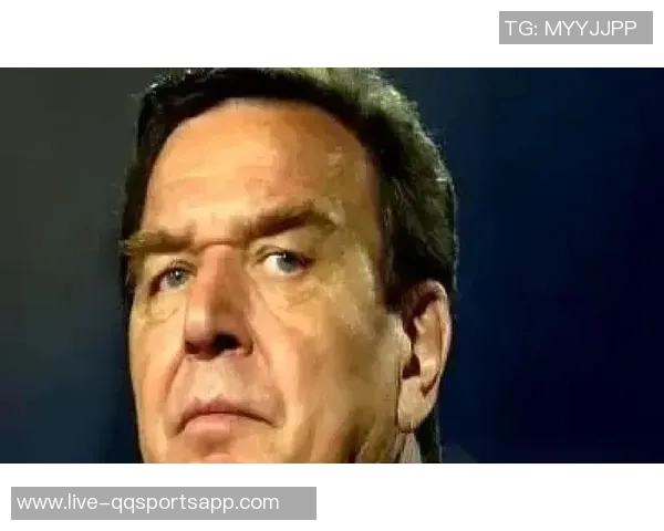 施罗德因攻击他人被禁赛三场回应试图引发热议引发关注 施罗德因攻击他人被禁赛三场回应试图引发热议引发关注