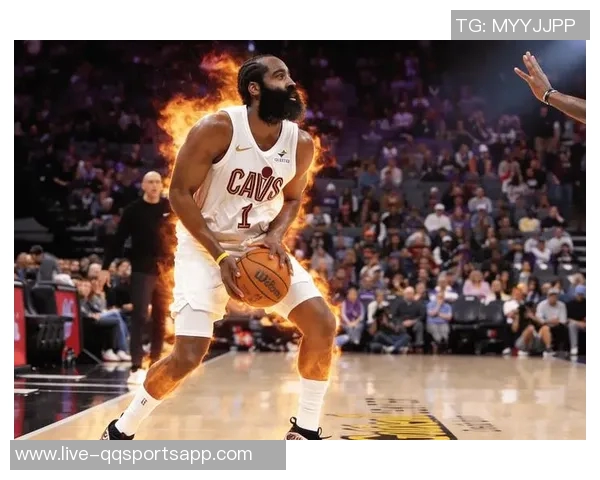 哈登谈球队首发调整探索有效组合不断优化无效阵容